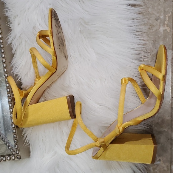 RAYE Shoes - Raye woman's yellow satin open toe chunky heel heels shoes size 7